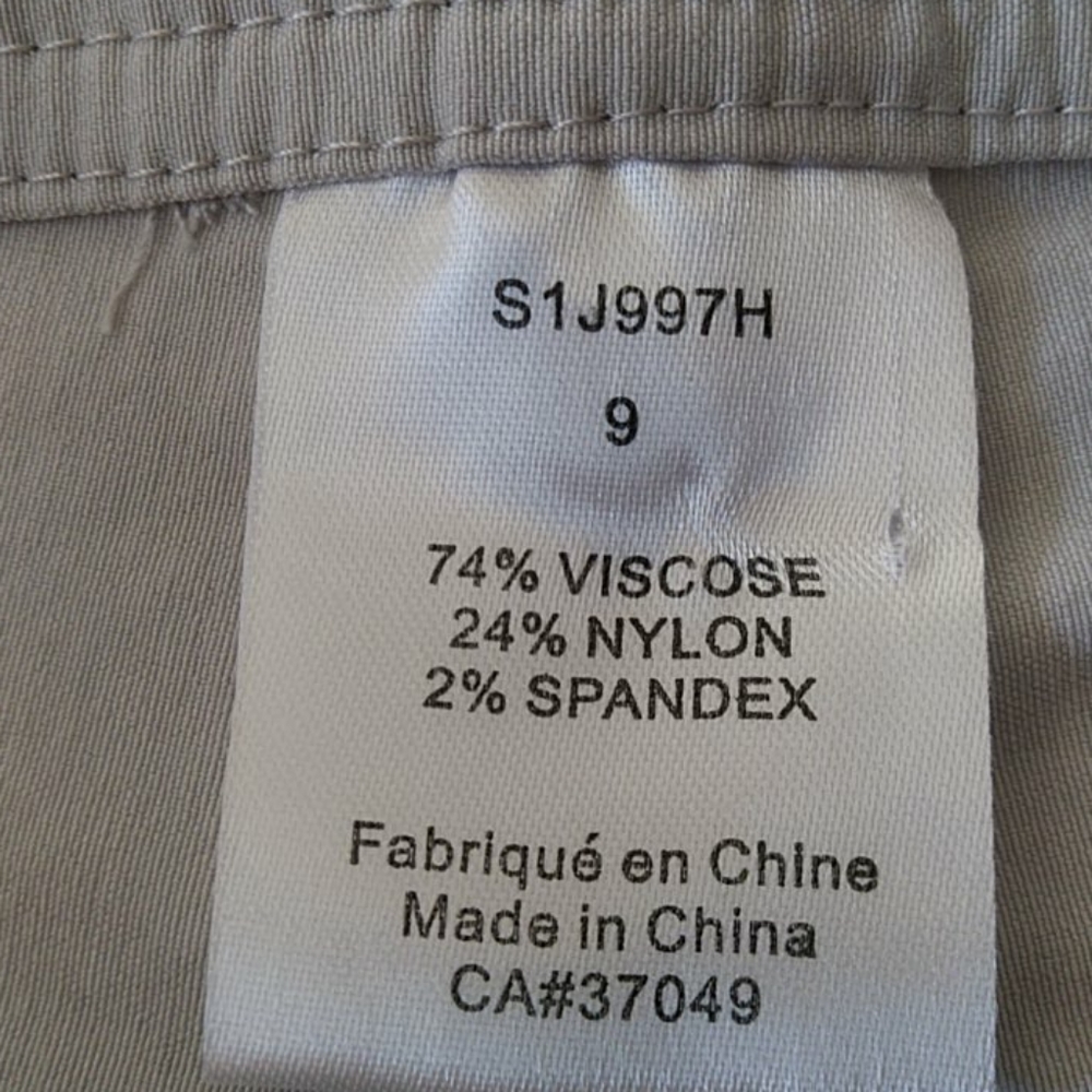 Stretch Western Pleated Silver Accent Gray Skirt - Picture 3 of 12